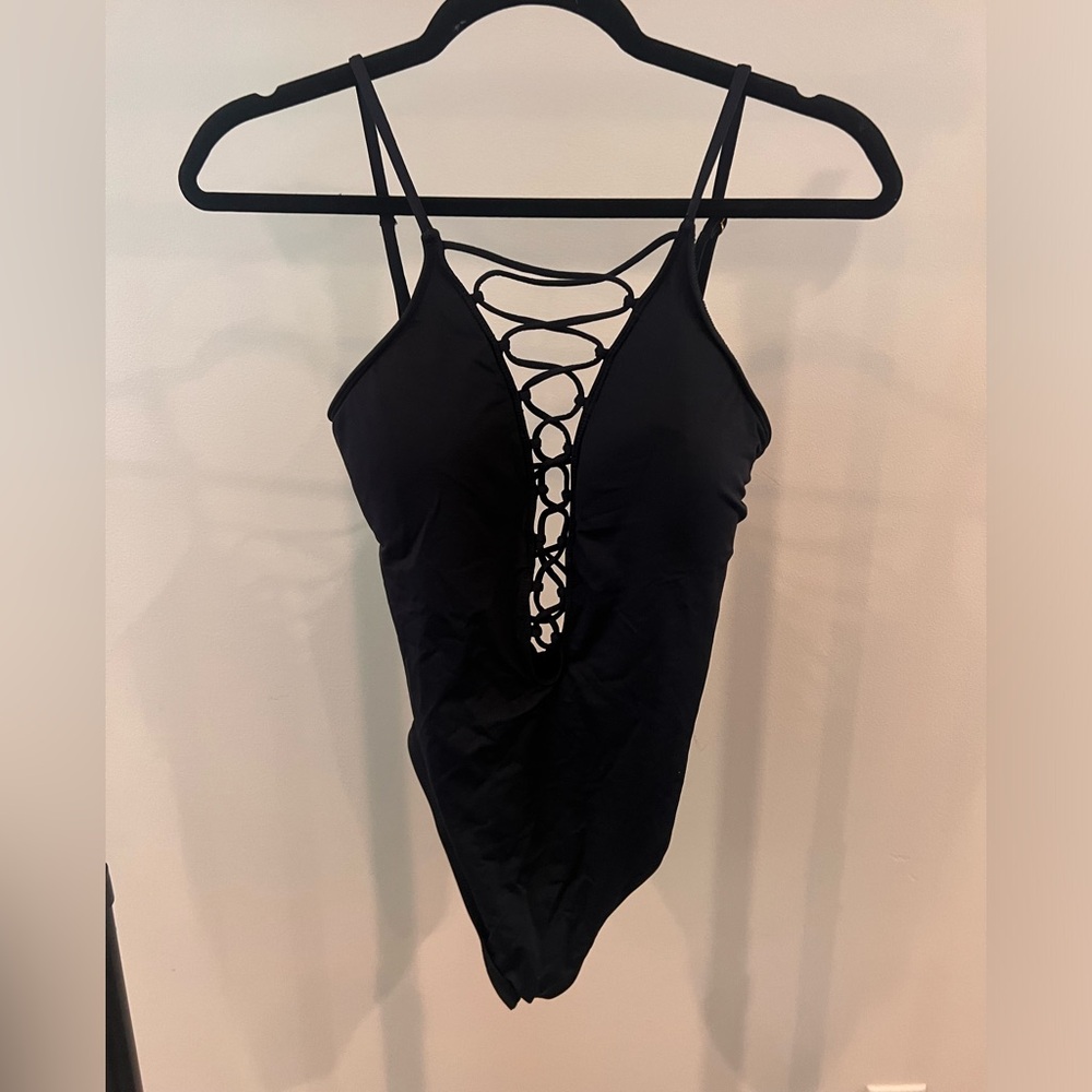 La Blanca Women’s Black Lace-Up One-Piece Swimsuit - Picture 2 of 7